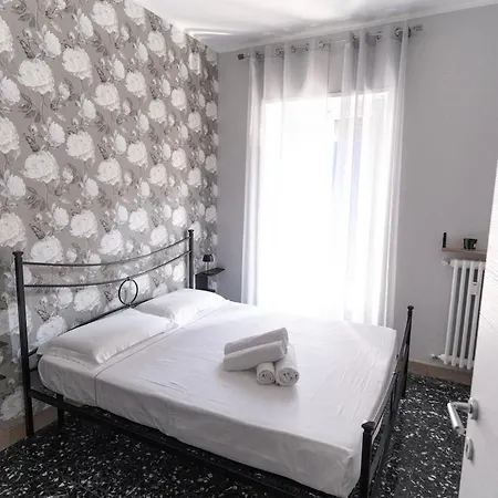 Balti50, Lovely House In