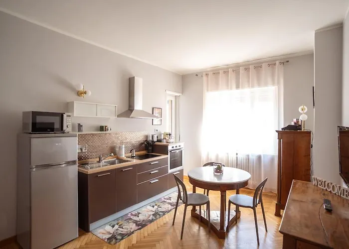 Balti50, Lovely House In Apartment *